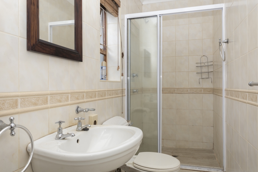 8 Bedroom Property for Sale in West Beach Eastern Cape